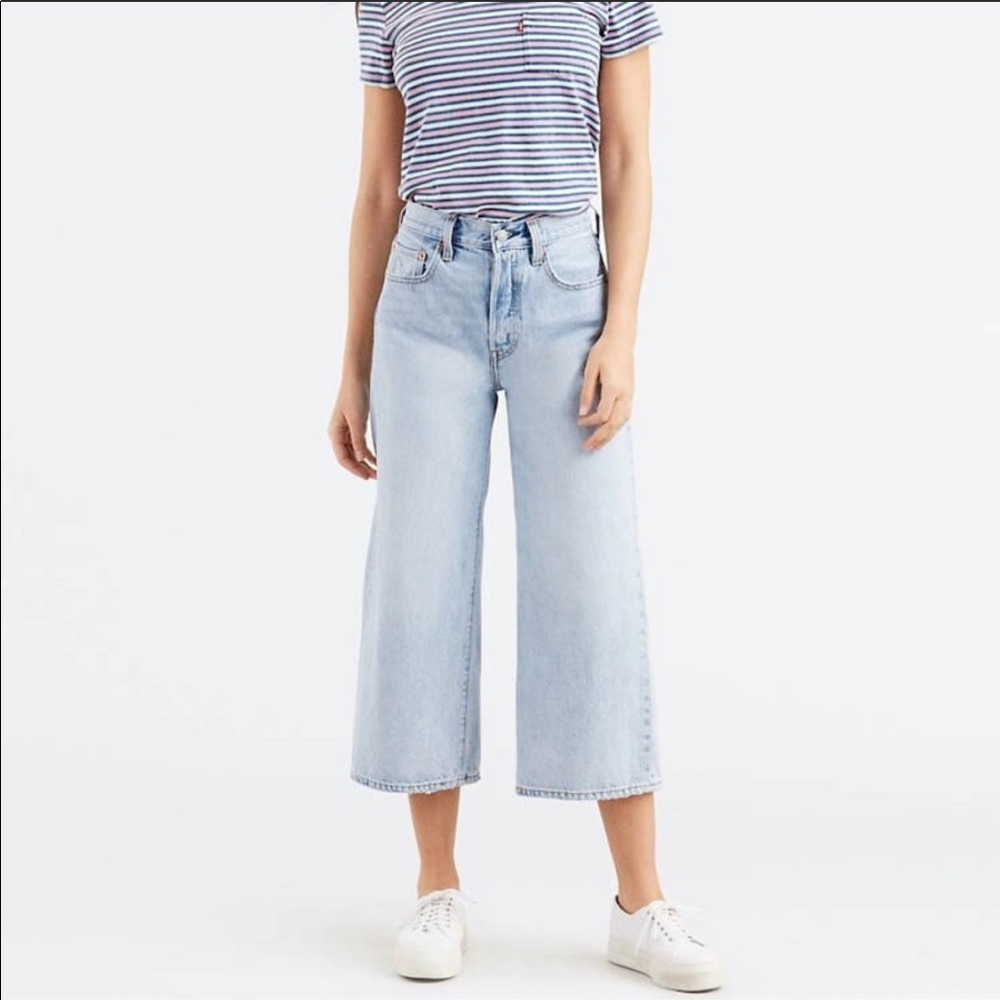 High Water Wide Leg Levi’s Jeans